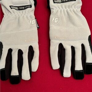 Firm grip men’s gloves size large